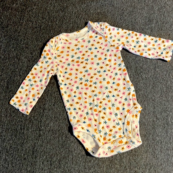 Carter’s Girl 3-Pc Red Dress w/Romper - Picture 3 of 4